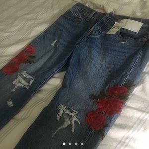 LEVI’s 501 jeans with roses!